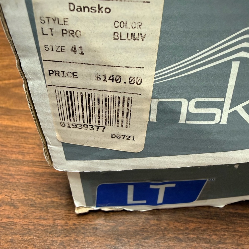 Dansko Nursing clog - Picture 7 of 9